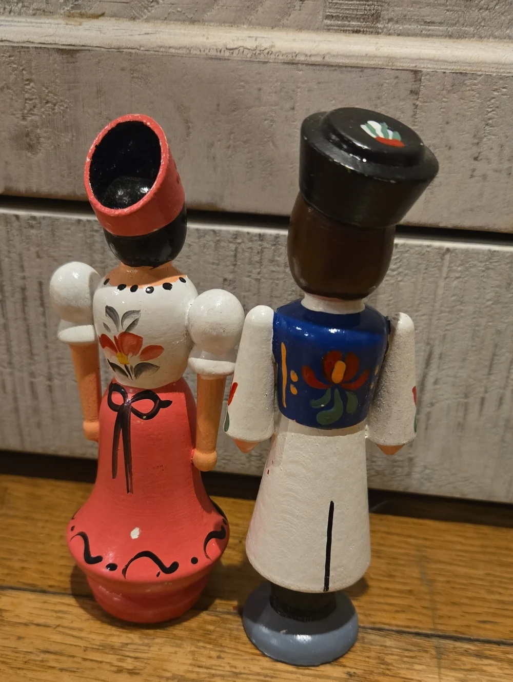 Authentuc Hungarian Hand-Painted Folk Art Wooden Dolls Souvniers